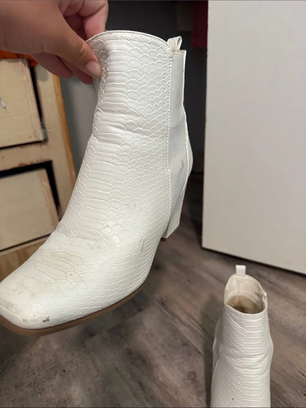 Pierre Dumas White Textured Ankle Booties